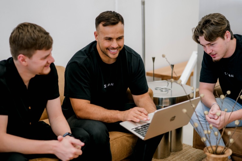 Team collaborating, Gold Coast HQ